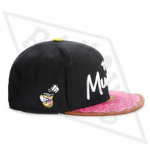 Load image into Gallery viewer, The Munchies Premium Snapback
