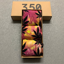 Load image into Gallery viewer, Smokie Leaf Summer 3 Pack Socks (with box)

